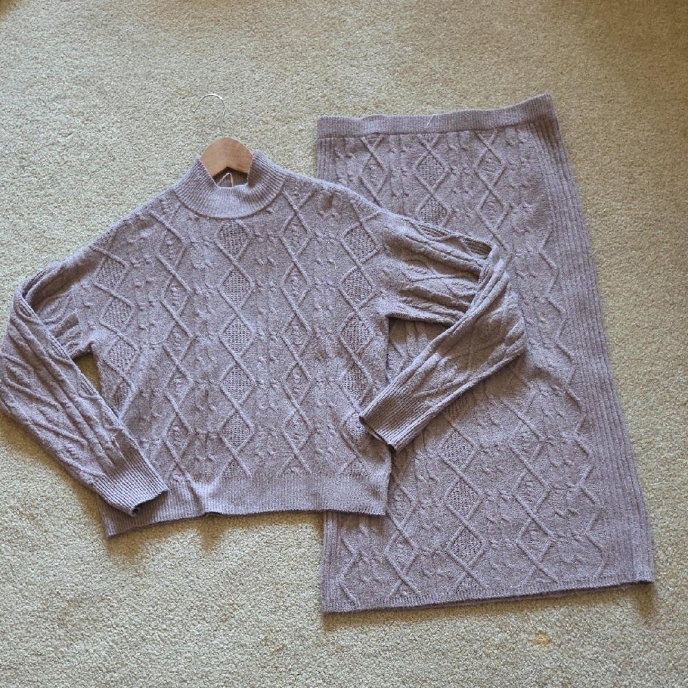 OLIVE + OAK Tan Cable Knit Sweater and Skirt Set 2 Pieces Mock Neck Sz M - Picture 2 of 14